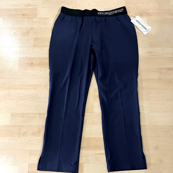 NWT Skechers Scrub Pants - Picture 1 of 2